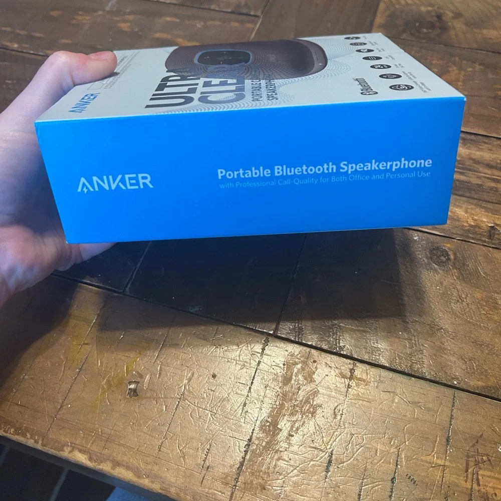 Anker Bluetooth Portable conference phone - New!
